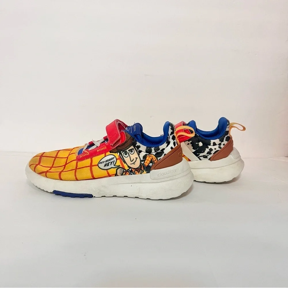 Adidas x Disney Racer Toy Story Woody Sneaker Shoes TR21 Youth Kids Size 2